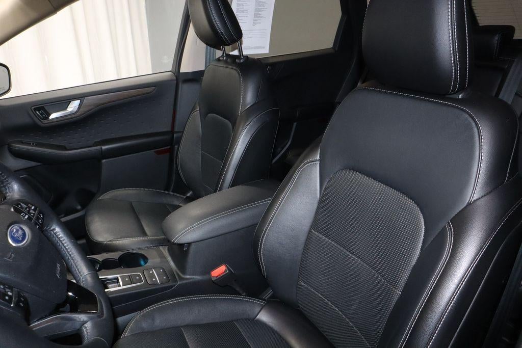 2020 Ford Escape Titanium AWD