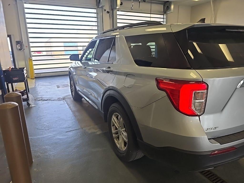 2022 Ford Explorer XLT RWD