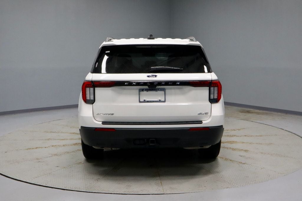 2025 Ford Explorer Active 4WD