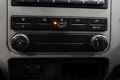 2016 Ford Super Duty F-350 SRW 4WD Crew Cab 6-3/4 Ft Box XLT