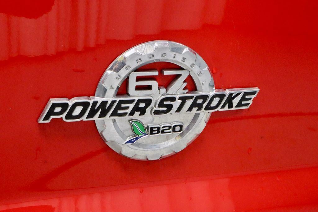 2016 Ford Super Duty F-350 SRW 4WD Crew Cab 6-3/4 Ft Box XLT