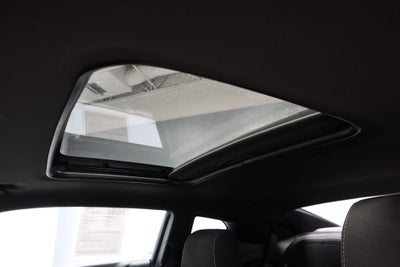 2018 Chevrolet Camaro 2dr Coupe 1LT