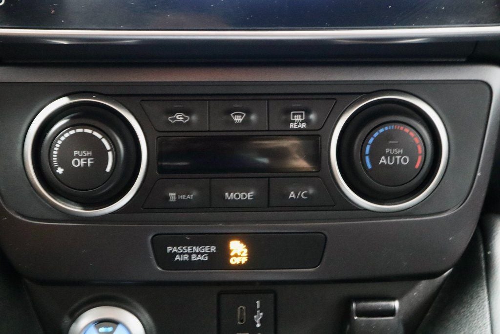 2023 Nissan LEAF S Hatchback