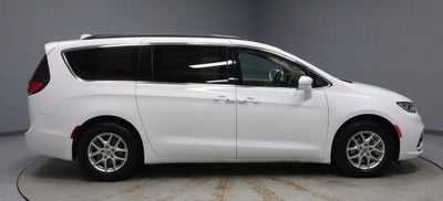 2022 Chrysler Pacifica Touring L FWD