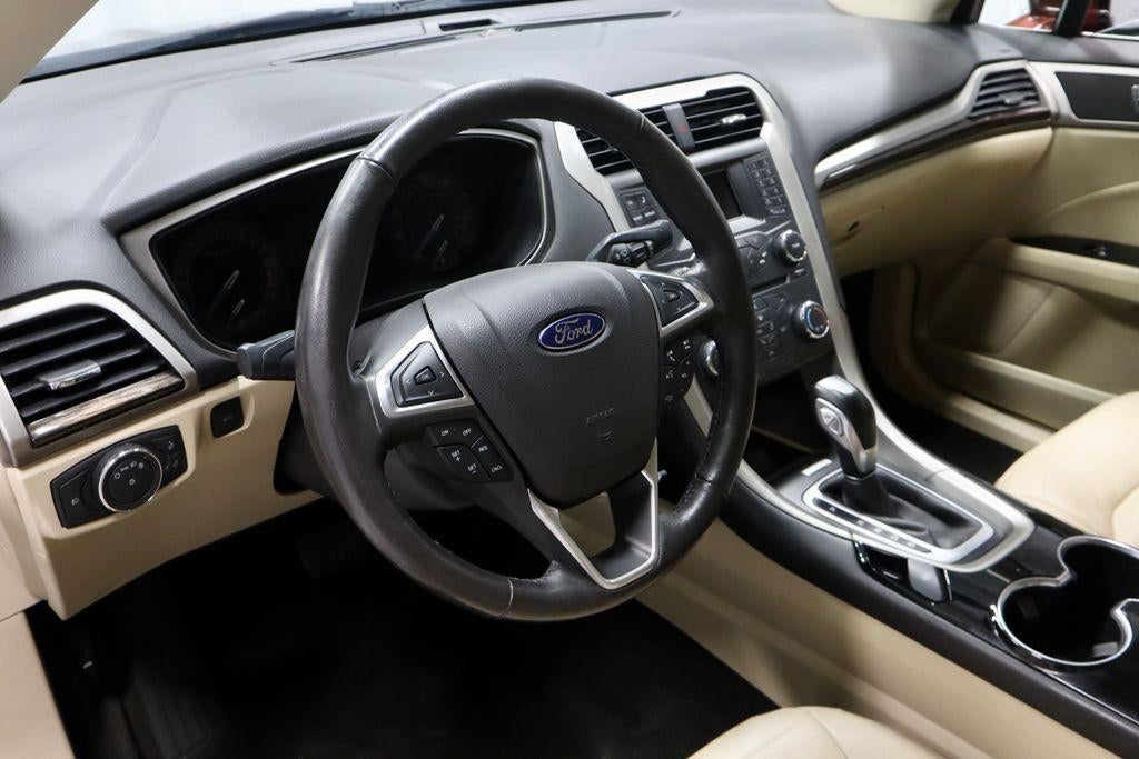 2016 Ford Fusion 4dr Sdn SE FWD