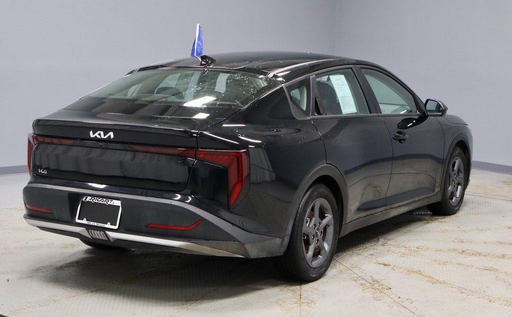 2025 Kia K4 LXS FWD