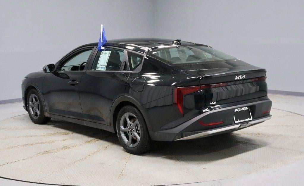 2025 Kia K4 LXS FWD