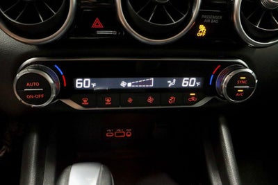 2023 Nissan Sentra SR CVT