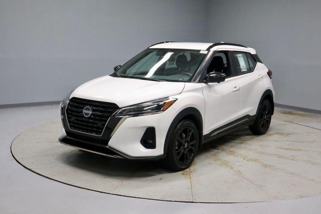 2024 Nissan Kicks SR FWD