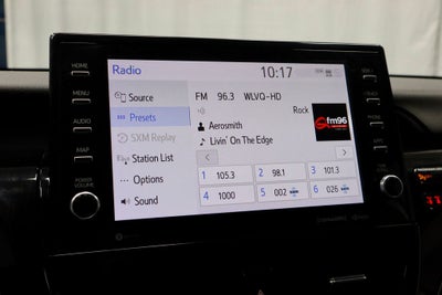 2022 Toyota Camry SE Auto (SE)