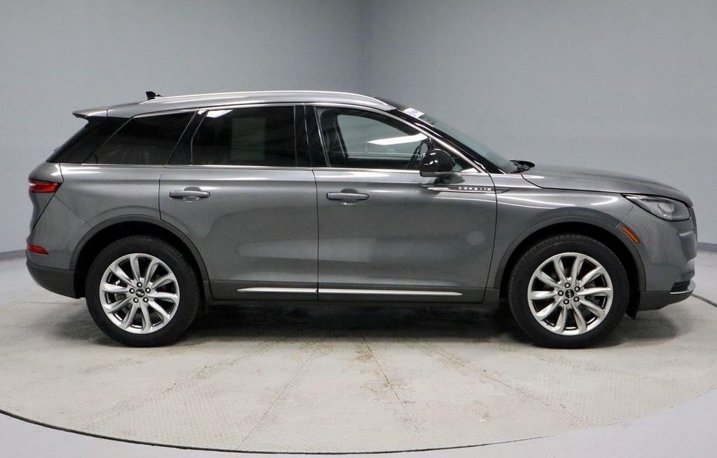 2022 Lincoln Corsair Standard AWD