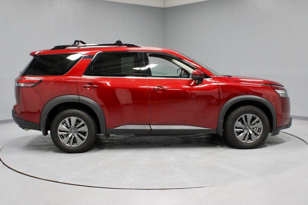 2024 Nissan Pathfinder SV 4WD