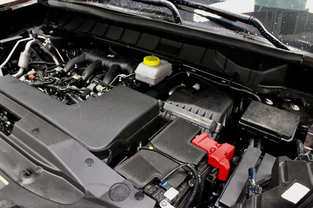 2024 Nissan Pathfinder SV 4WD