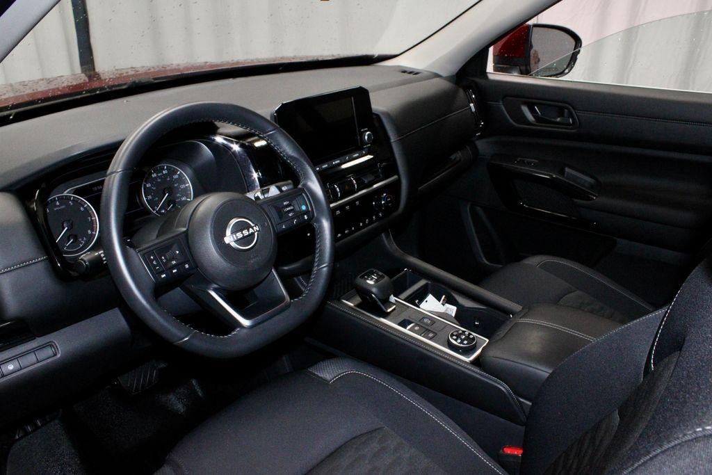 2024 Nissan Pathfinder SV 4WD