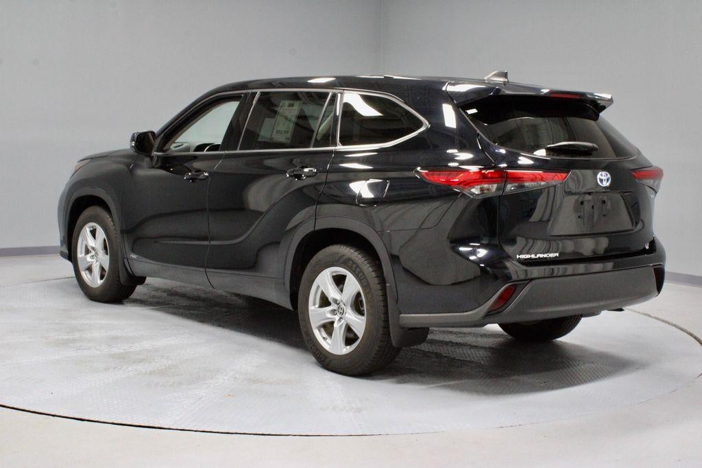 2022 Toyota Highlander Hybrid LE AWD (Natl)