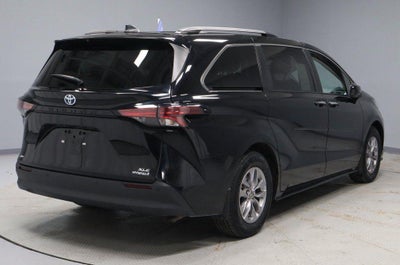 2022 Toyota Sienna XLE AWD 7-Passenger (Natl)