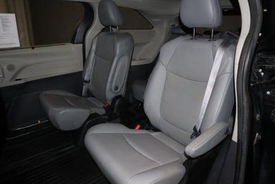 2022 Toyota Sienna XLE AWD 7-Passenger (Natl)