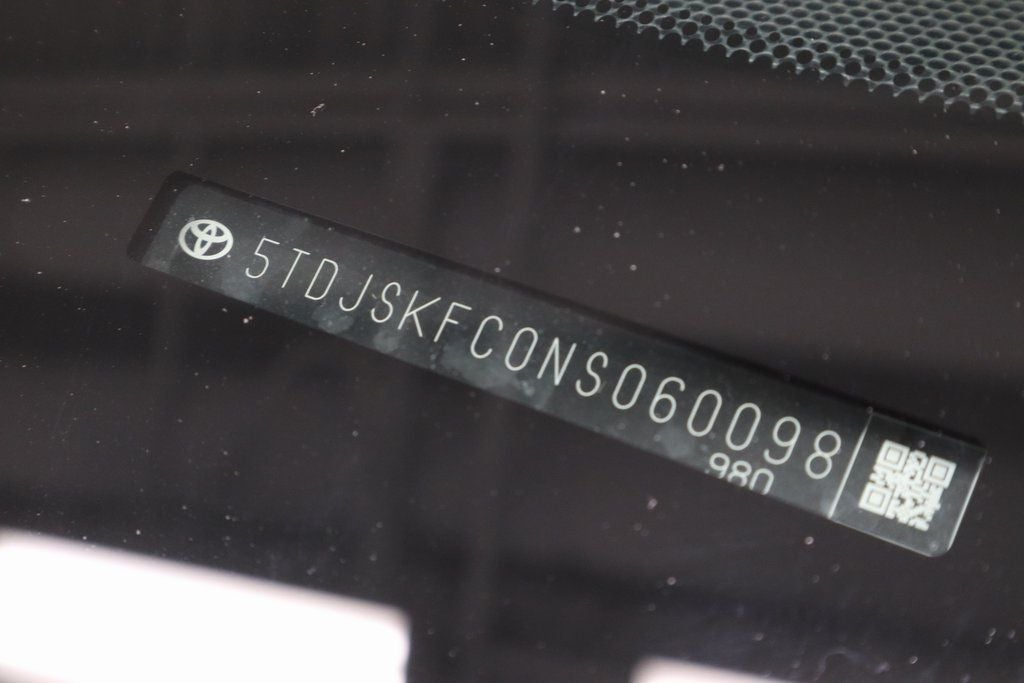 2022 Toyota Sienna XLE AWD 7-Passenger (Natl)