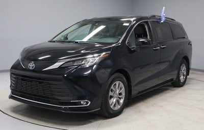 2022 Toyota Sienna XLE AWD 7-Passenger (Natl)