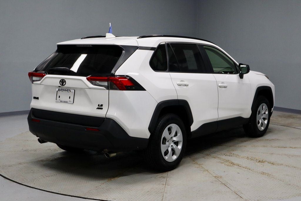 2019 Toyota RAV4 LE AWD (Natl)