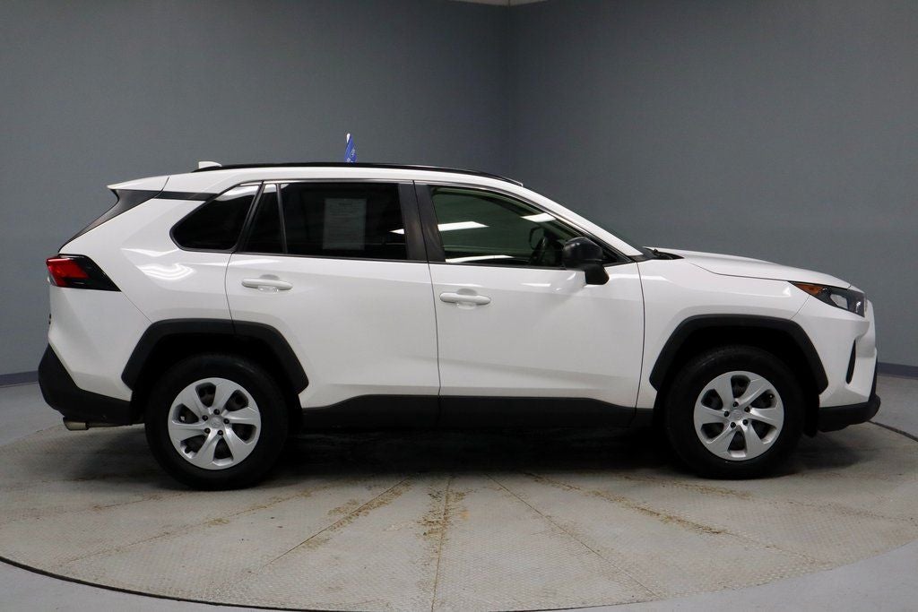 2019 Toyota RAV4 LE AWD (Natl)
