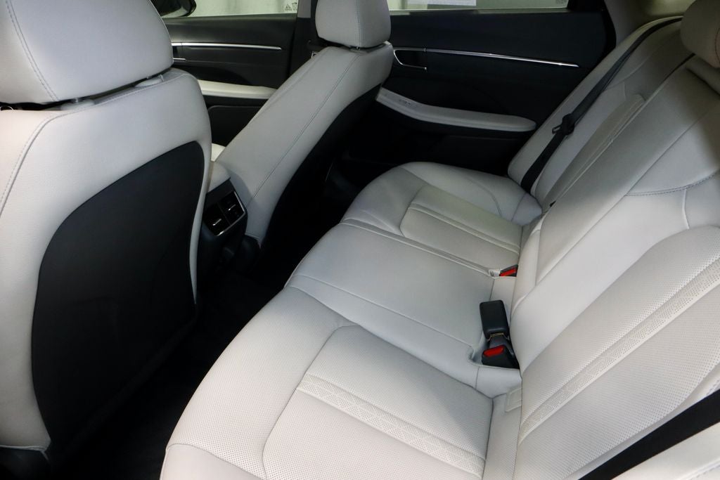 2022 Hyundai SONATA Limited 1.6T