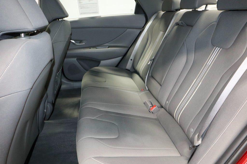 2025 Hyundai ELANTRA SEL Convenience IVT