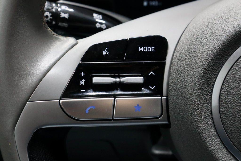 2025 Hyundai ELANTRA SEL Convenience IVT