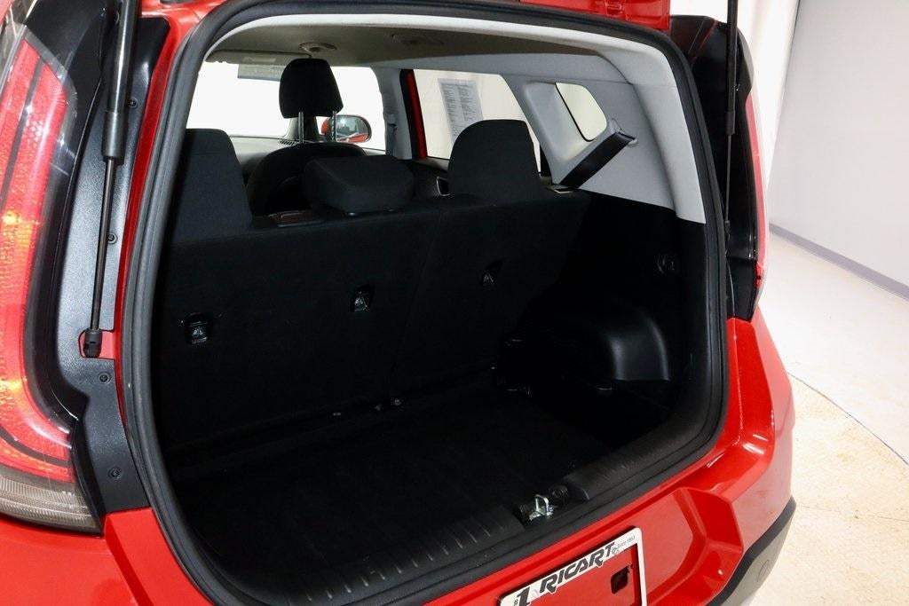 2024 Kia Soul LX IVT