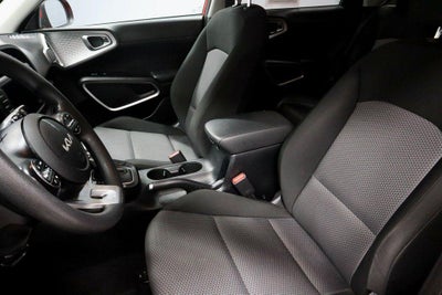 2024 Kia Soul LX IVT