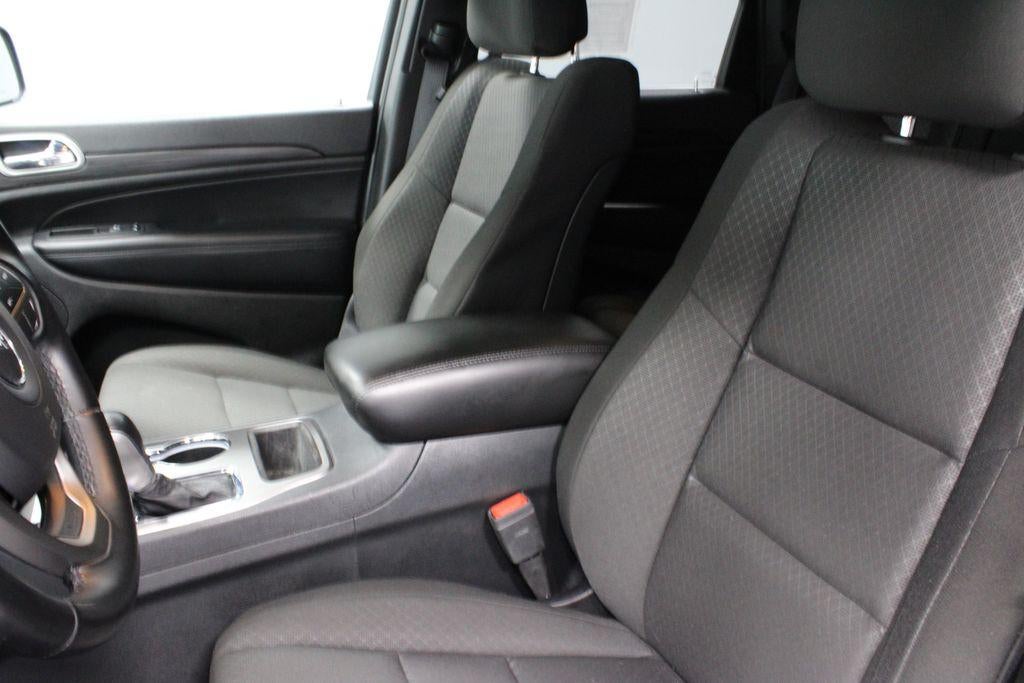 2020 Jeep Grand Cherokee Laredo E