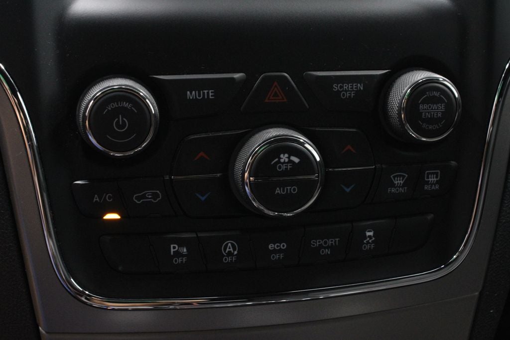 2020 Jeep Grand Cherokee Laredo E