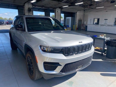 2024 Jeep Grand Cherokee Altitude