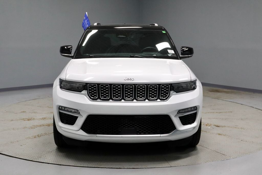 2022 Jeep Grand Cherokee Summit