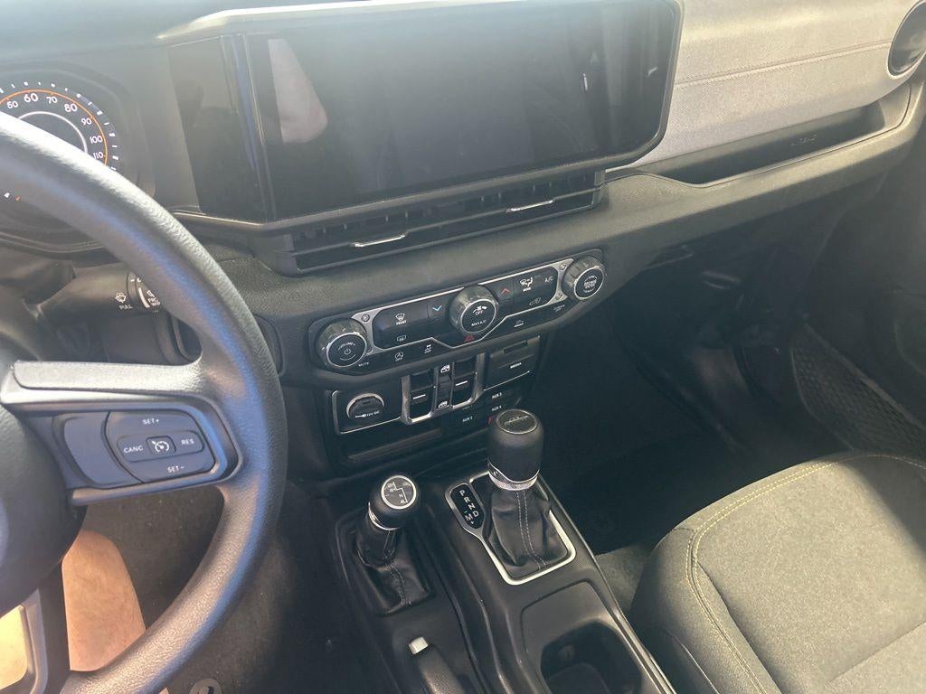 2024 Jeep Gladiator Nighthawk