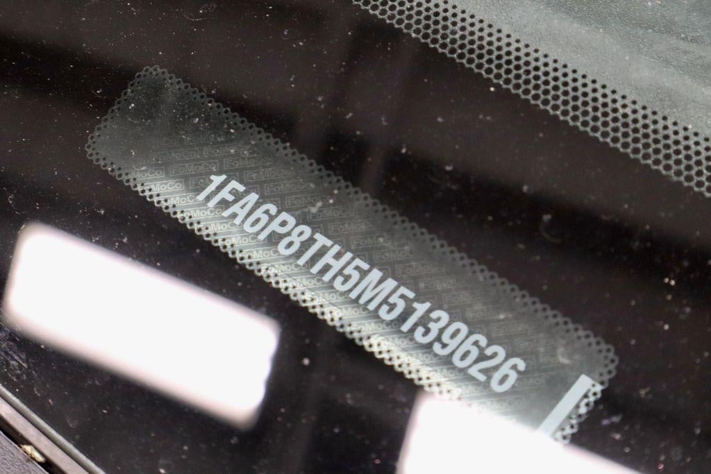 2021 Ford Mustang EcoBoost