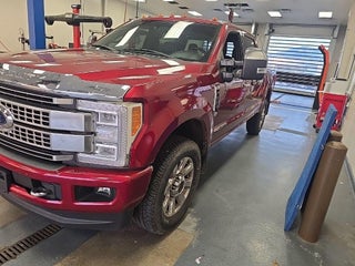2017 Ford Super Duty F-350 SRW Platinum