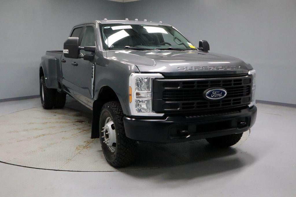2025 Ford Super Duty F-350 DRW XL