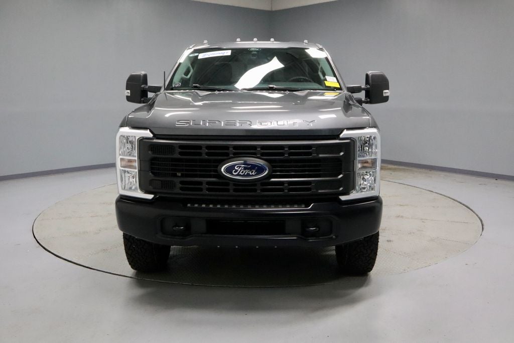 2025 Ford Super Duty F-350 DRW XL