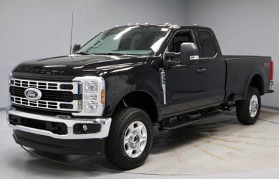 2025 Ford Super Duty F-350 SRW XLT
