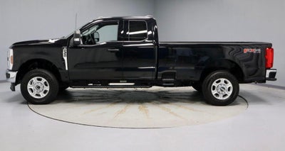 2025 Ford Super Duty F-350 SRW XLT
