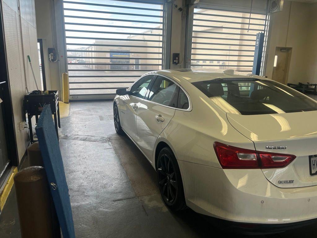 2017 Chevrolet Malibu LT