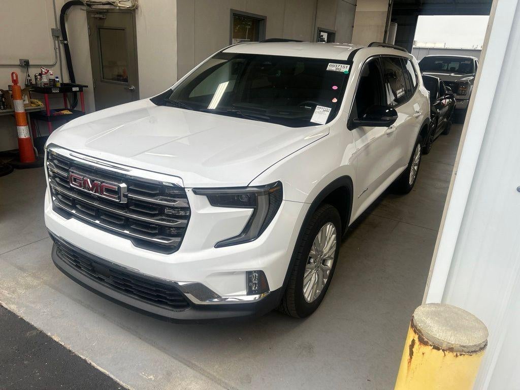 2024 GMC Acadia Elevation