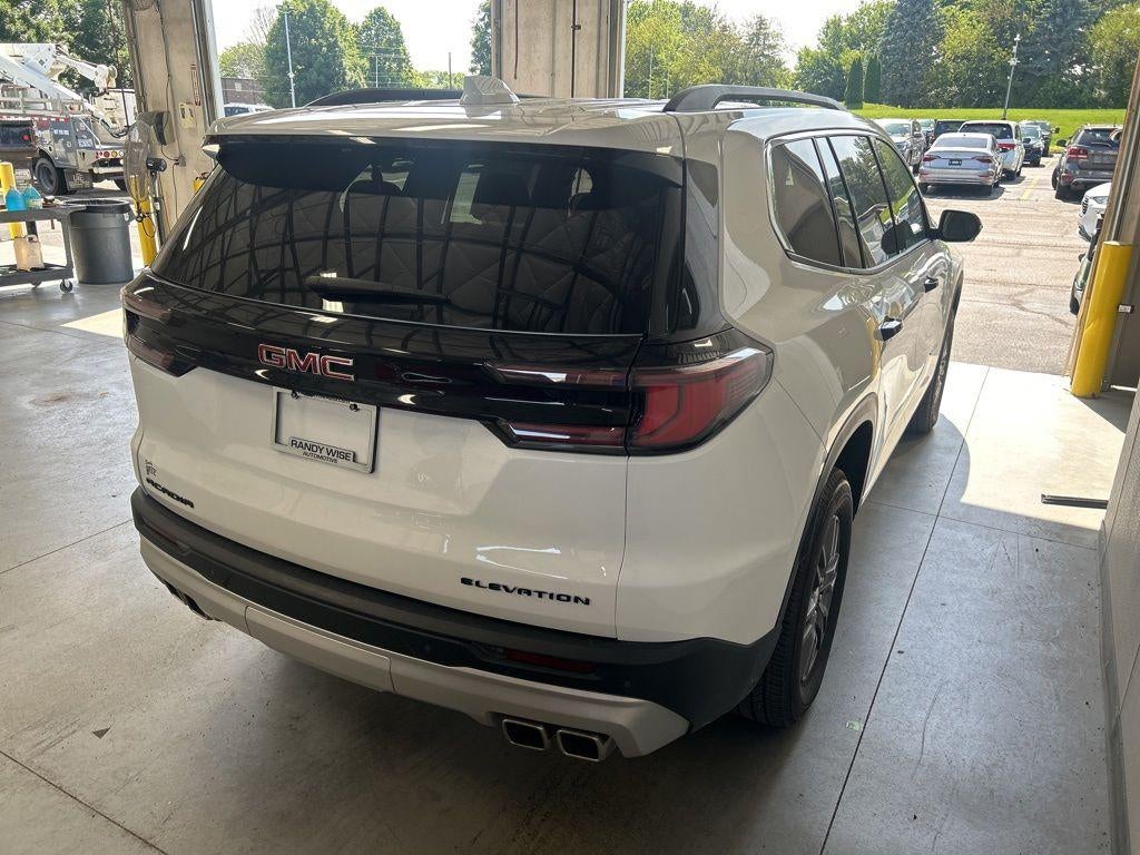 2025 GMC Acadia Elevation