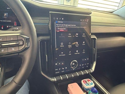 2024 GMC Acadia AT4