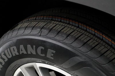 2023 Chevrolet Traverse LT