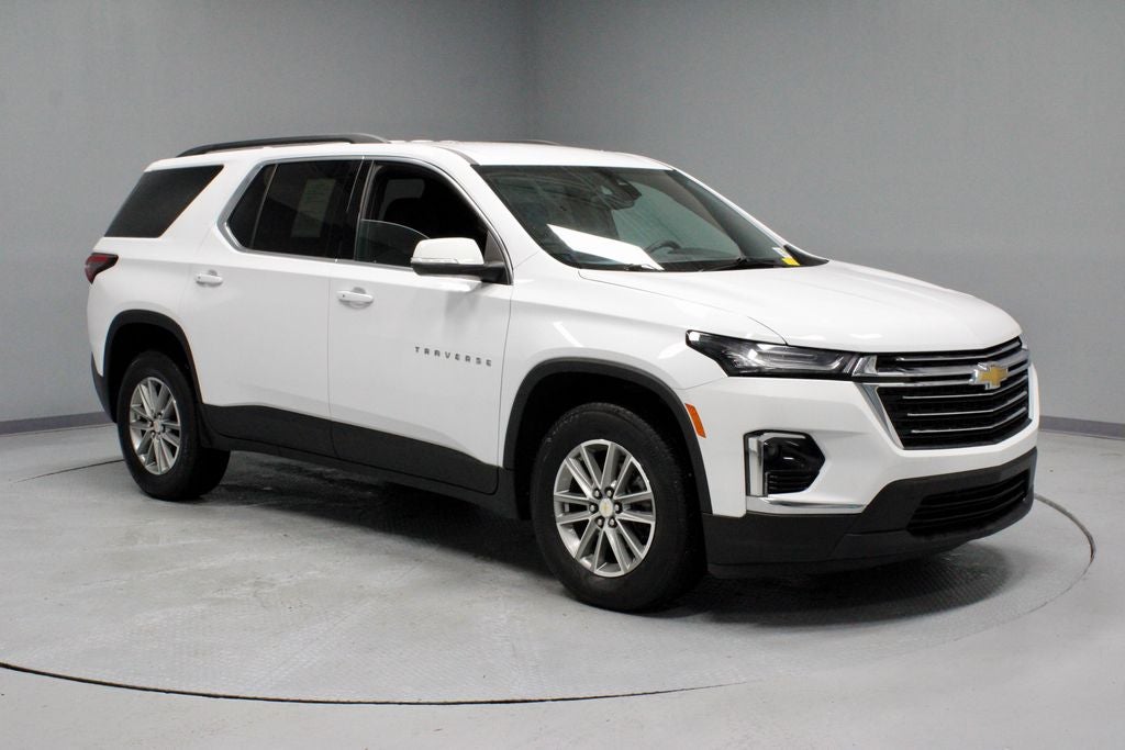 2023 Chevrolet Traverse LT