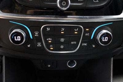 2023 Chevrolet Traverse LT