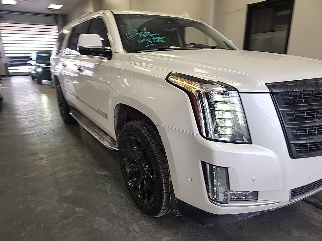 2017 Cadillac Escalade ESV Luxury