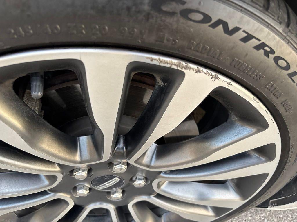 2019 Lincoln Continental Select